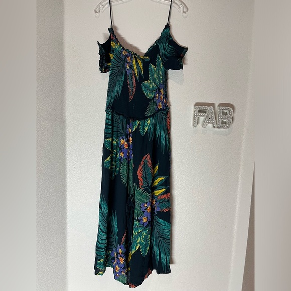 Jumpsuit 3/$15 deal - Picture 4 of 6